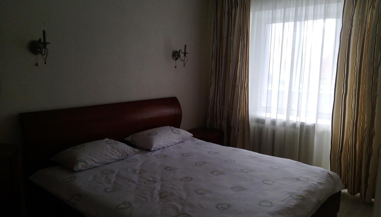 Apartment on Prospiekt Pobiedy 18 Kiev Buitenkant foto